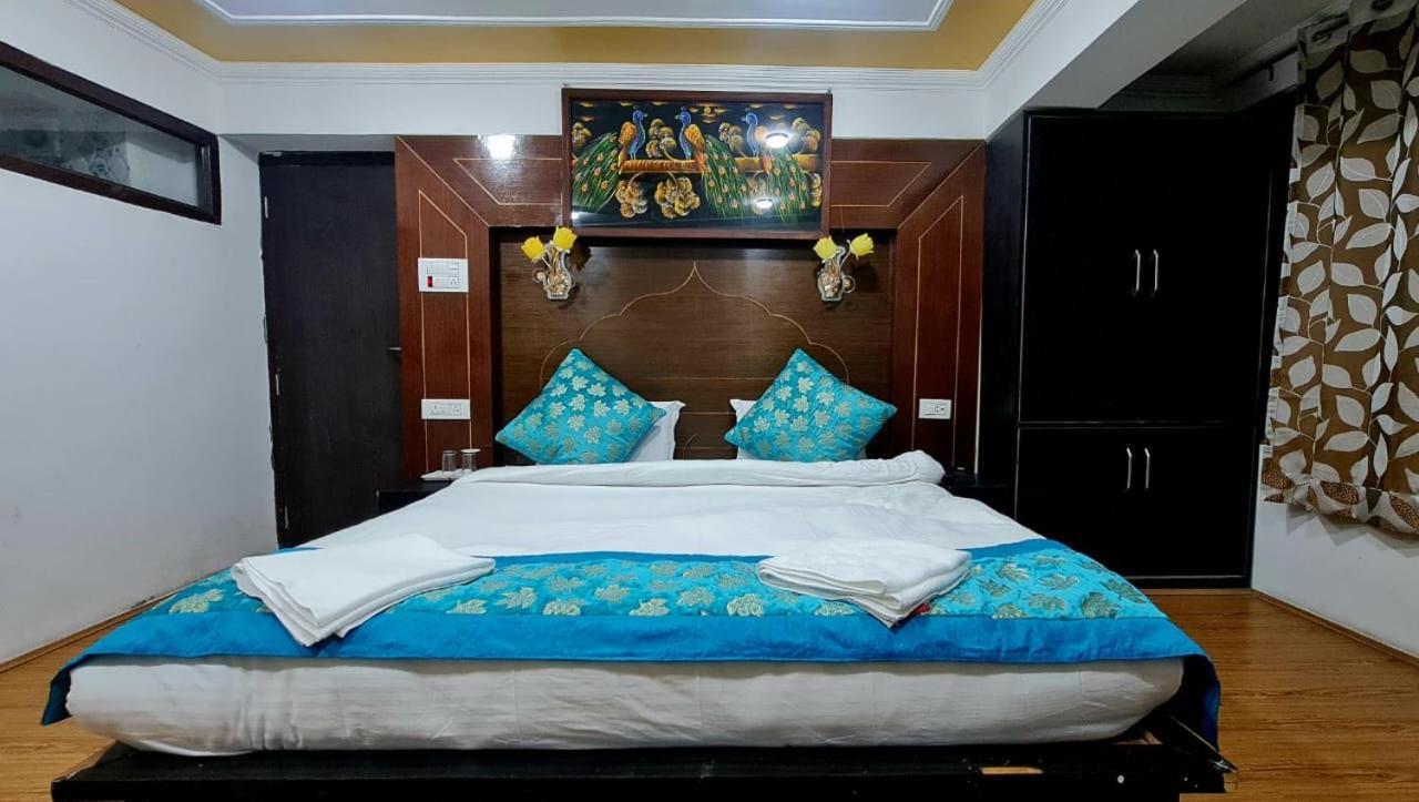 Hotel D Indian Каргіл Екстер'єр фото